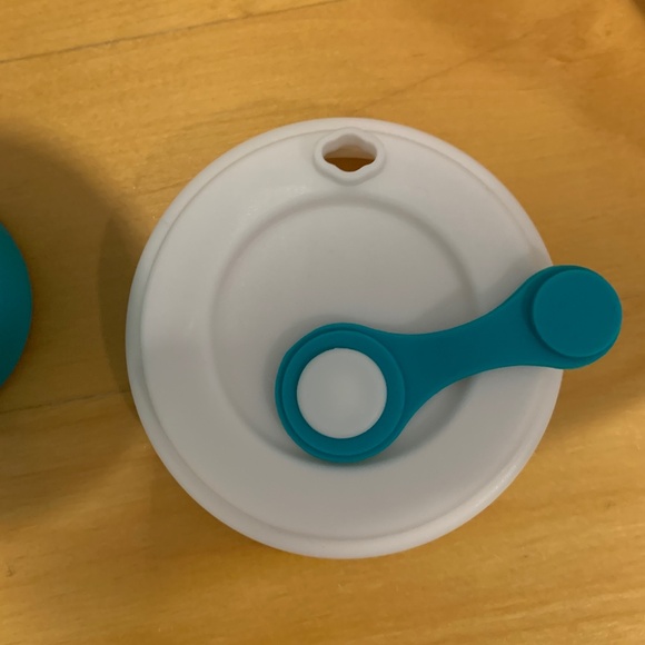 David's Tea Collapsible Travel Cup - Picture 6 of 6